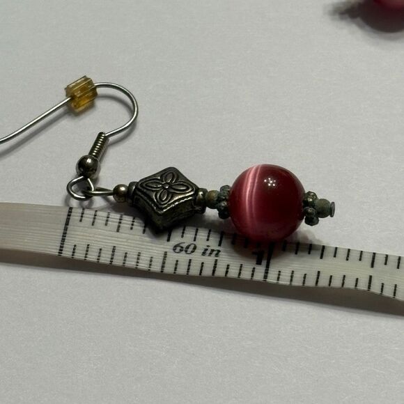 LAST CHANCE Pink and Silver Tone Beaded Lightweight Dangle Drop Earrings - Picture 5 of 6